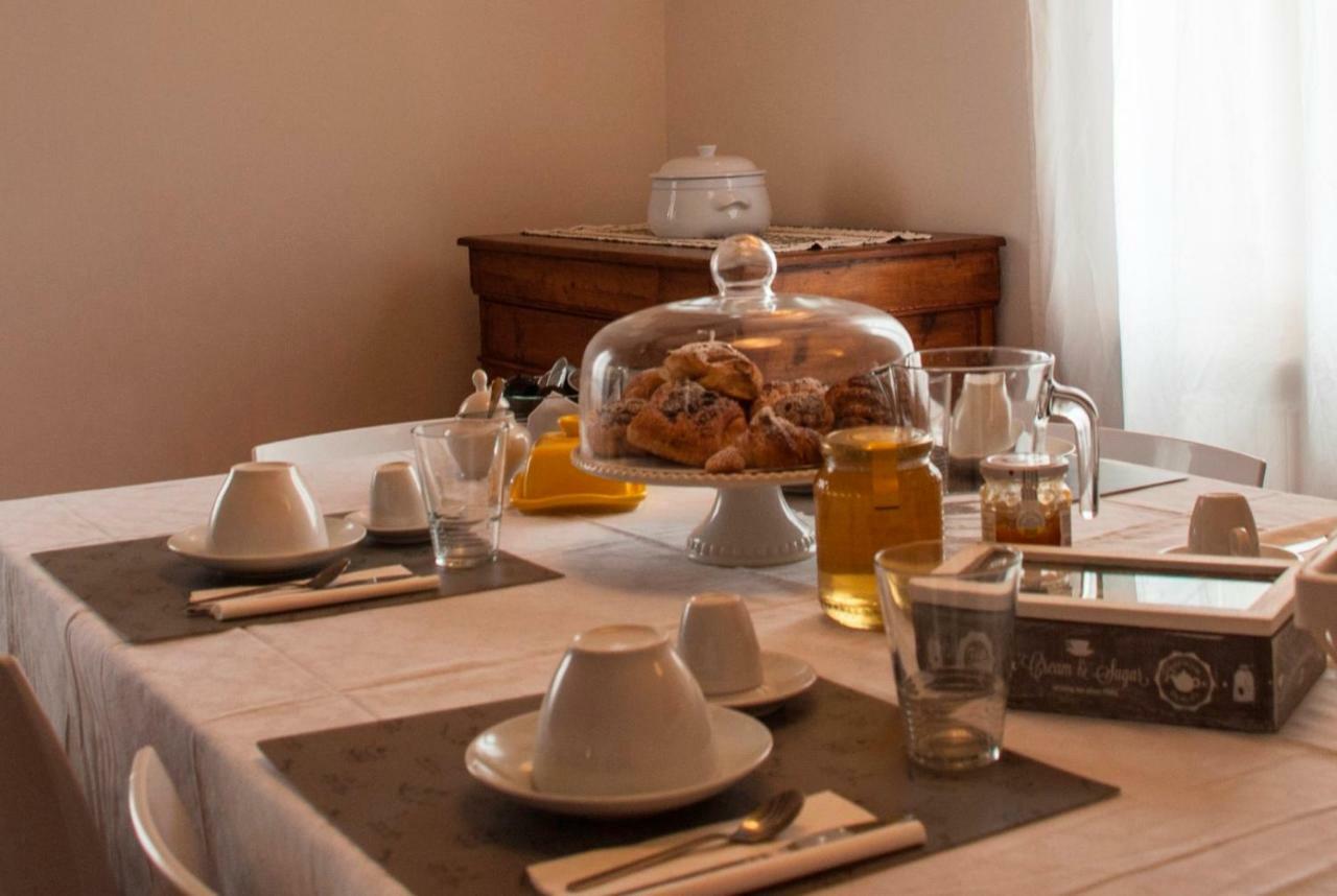 Calmancino delle Selve Bed and Breakfast Urbino Esterno foto